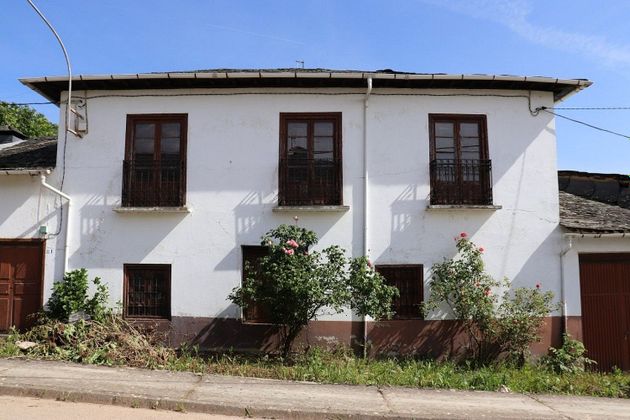 Foto 1 de Casa rural en venda a Cabañas Raras de 4 habitacions amb terrassa i garatge