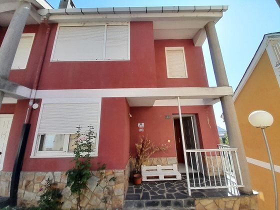 Foto 1 de Venta de casa en Urbanización Patricia - Campo de 3 habitaciones con garaje y balcón