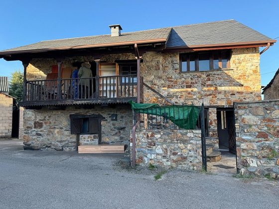 Foto 1 de Casa rural en venta en Vega de Espinareda de 3 habitaciones con terraza y balcón