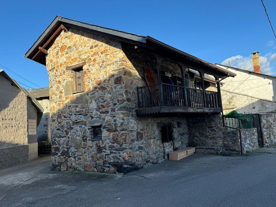 Foto 2 de Casa rural en venda a Vega de Espinareda de 3 habitacions amb terrassa i balcó