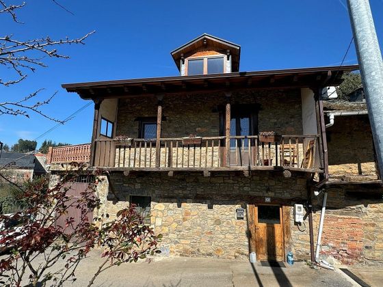 Foto 1 de Casa rural en venta en Arganza de 3 habitaciones con terraza y garaje