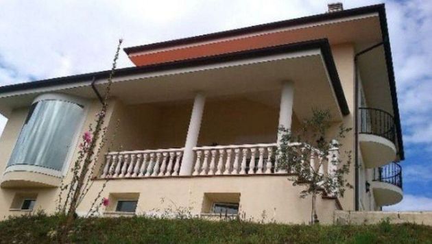 Foto 2 de Xalet en venda a Ruiloba de 4 habitacions amb terrassa i balcó