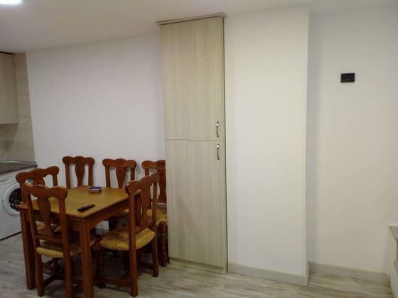 Foto 2 de Dúplex en lloguer a carretera De Salamanca de 2 habitacions amb mobles i calefacció