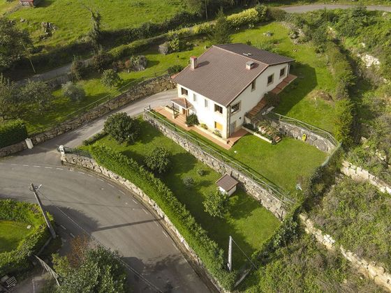 Foto 1 de Casa en venda a calle De la Cuadra de 4 habitacions amb terrassa i garatge