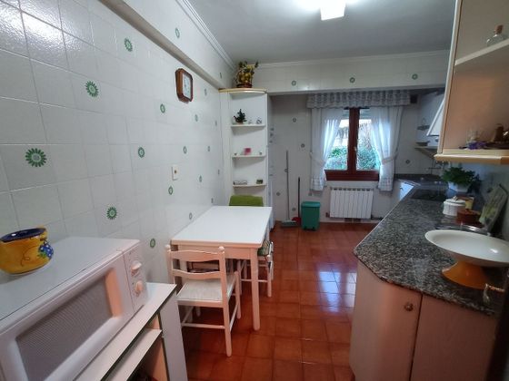 Foto 2 de Pis en venda a calle Landaluce de 3 habitacions amb balcó i calefacció