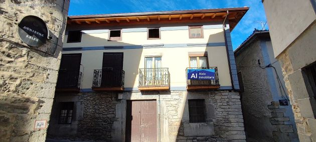 Foto 1 de Casa en venta en Orduña de 2 habitaciones con balcón y calefacción