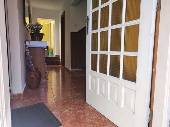 Foto 2 de Casa adossada en venda a calle San Tome Rua a Torre de 5 habitacions amb calefacció