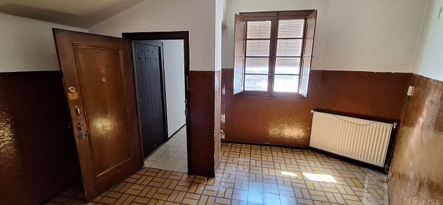 Foto 2 de Piso en venta en avenida San Ignacio de 3 habitaciones con calefacción y ascensor