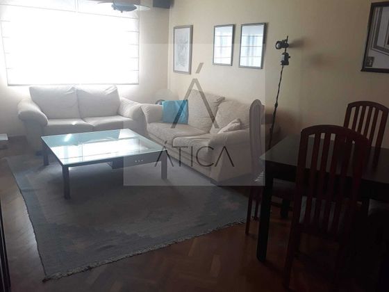 Foto 1 de Piso en venta en calle De Villalpando de 3 habitaciones con terraza y piscina