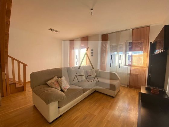 Foto 1 de Àtic en venda a Zona Pinilla de 2 habitacions amb terrassa i garatge