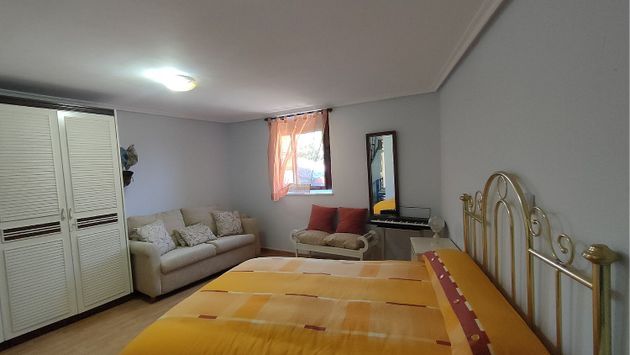 Foto 2 de Casa en venda a Quintana y Congosto de 4 habitacions i 328 m²