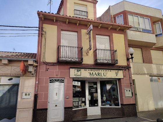 Foto 1 de Casa en venta en Bañeza (La) de 3 habitaciones con terraza y garaje
