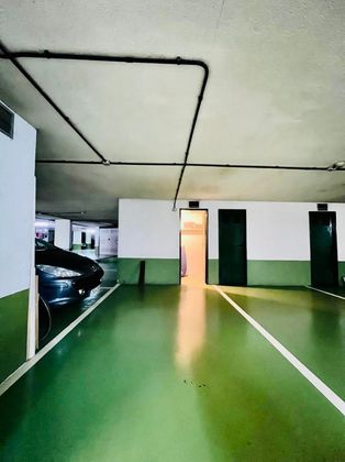 Foto 1 de Garaje en venta en calle Karmelo Etxegarai de 15 m²