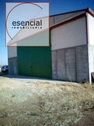 Foto 1 de Terreny en venda a Calzada de Valdunciel de 120000 m²