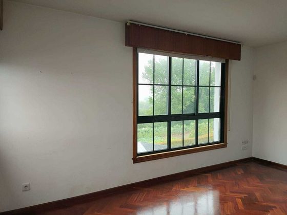 Foto 2 de Pis en venda a calle Das Pedreiras de 2 habitacions amb garatge i ascensor