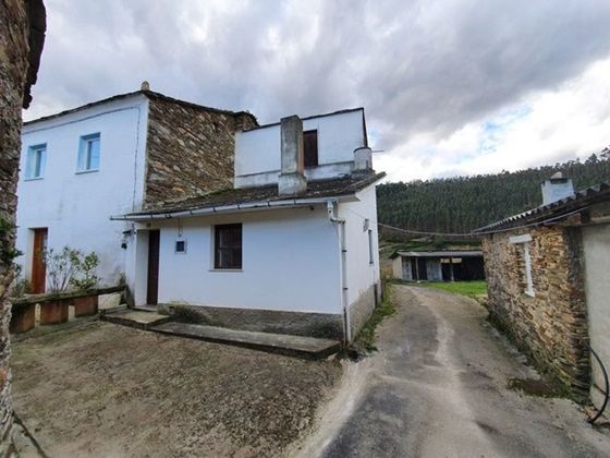 Foto 1 de Casa en venda a calle A Seara Masma de 2 habitacions amb garatge