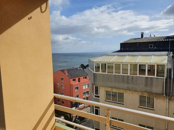 Foto 2 de Pis en venda a avenida Arcadio Pardiñas de 4 habitacions amb balcó i ascensor