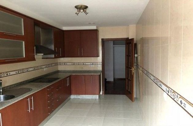 Foto 2 de Venta de piso en calle Jose Manuel Ferreira Penedo de 3 habitaciones con garaje y ascensor