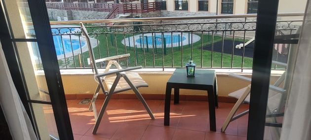 Foto 2 de Piso en venta en calle Nogueiredo de 2 habitaciones con terraza y piscina