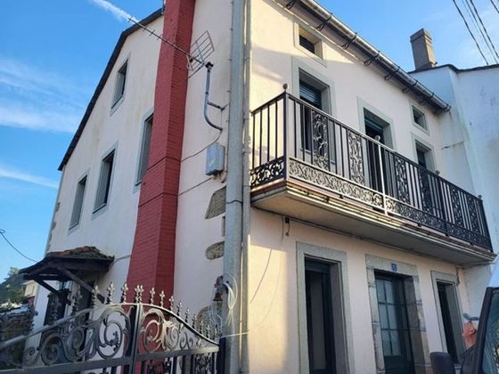 Foto 2 de Casa en venda a calle Cristo de Landrove de 3 habitacions amb terrassa i garatge