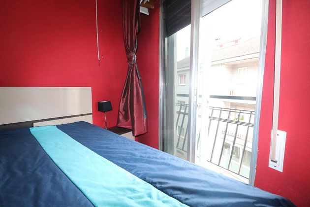 Foto 2 de Piso en venta en Couto de 2 habitaciones con balcón y calefacción