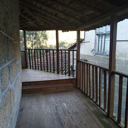 Foto 1 de Venta de casa en Nogueira de Ramuín de 3 habitaciones con balcón