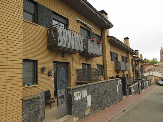 Foto 1 de Casa adosada en venta en calle Eras de 3 habitaciones con terraza y piscina