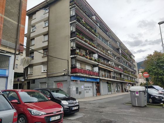 Foto 2 de Pis en venda a calle Areta de 3 habitacions amb terrassa i balcó