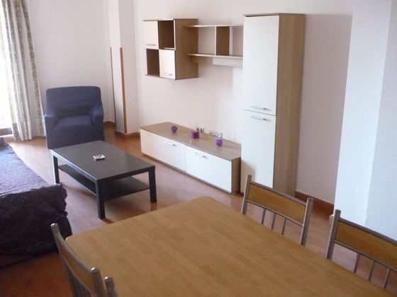 Foto 1 de Pis en venda a Villares de la Reina de 2 habitacions amb garatge i mobles
