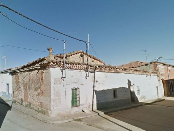 Foto 1 de Venta de casa en calle Salida de Salamanca de 3 habitaciones y 140 m²