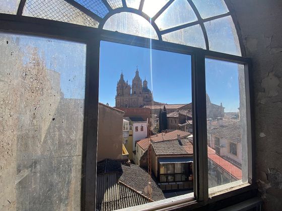 Foto 2 de Pis en venda a Centro - Salamanca de 3 habitacions amb balcó i calefacció