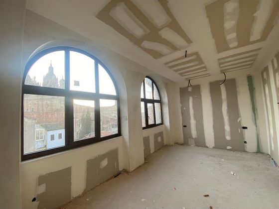 Foto 1 de Pis en venda a Centro - Salamanca de 3 habitacions amb balcó i calefacció