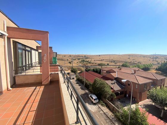 Foto 1 de Ático en venta en Tejares -Chamberí - Alcades de 2 habitaciones con terraza y piscina