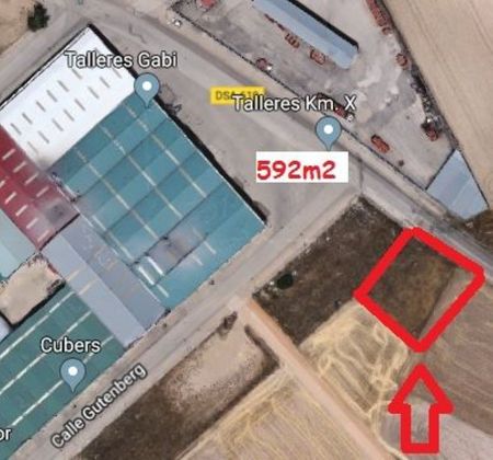 Foto 2 de Venta de terreno en Villares de la Reina de 592 m²