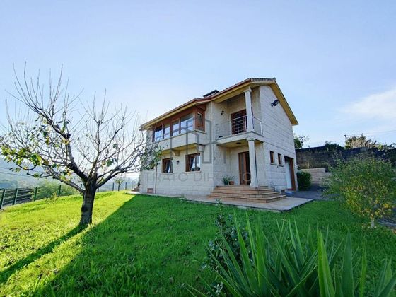 Foto 2 de Xalet en venda a Mondariz de 3 habitacions amb terrassa i garatge