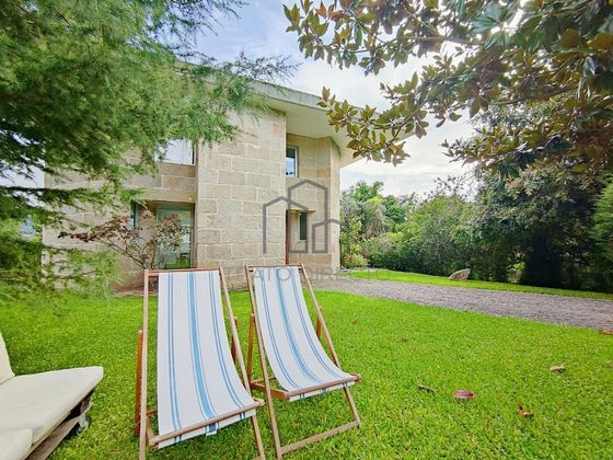 Foto 1 de Xalet en venda a Gondomar de 5 habitacions amb terrassa i jardí