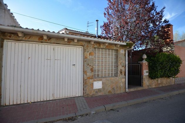 Foto 1 de Casa rural en venda a Nueva Villa de las Torres de 3 habitacions amb terrassa i garatge