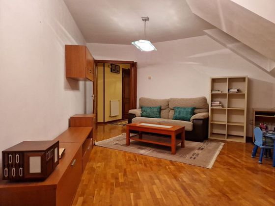 Foto 2 de Ático en venta en Noreña de 3 habitaciones con terraza y garaje