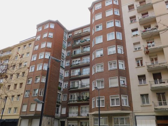 Foto 2 de Pis en venda a calle De Olite de 4 habitacions amb calefacció i ascensor