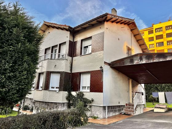 Foto 1 de Xalet en venda a calle De Valgranda de 7 habitacions amb terrassa i garatge