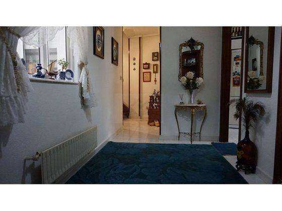 Foto 1 de Dúplex en venda a San Roque - As Fontiñas de 5 habitacions amb garatge i calefacció