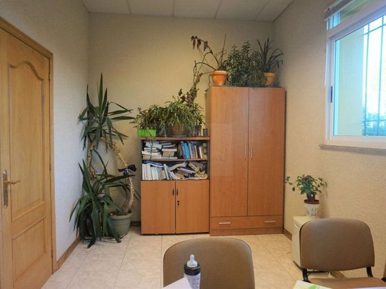 Foto 2 de Oficina en alquiler en Corgo (O) de 90 m²