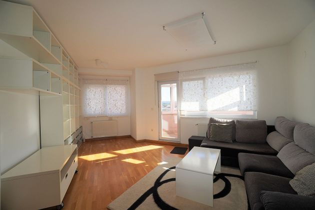Foto 2 de Pis en venda a Residencia - Abella de 2 habitacions amb garatge i balcó