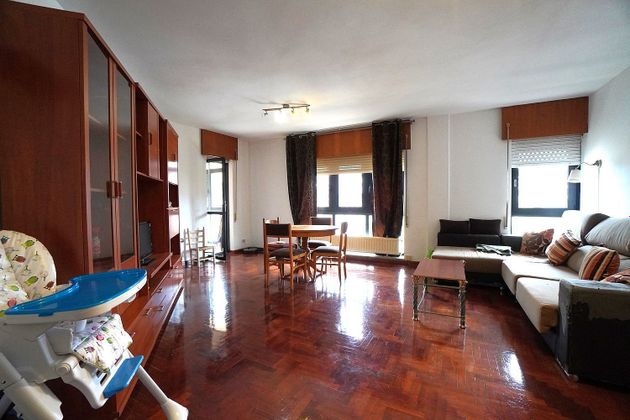 Foto 1 de Dúplex en venda a calle Campos Novos de 4 habitacions amb garatge i ascensor