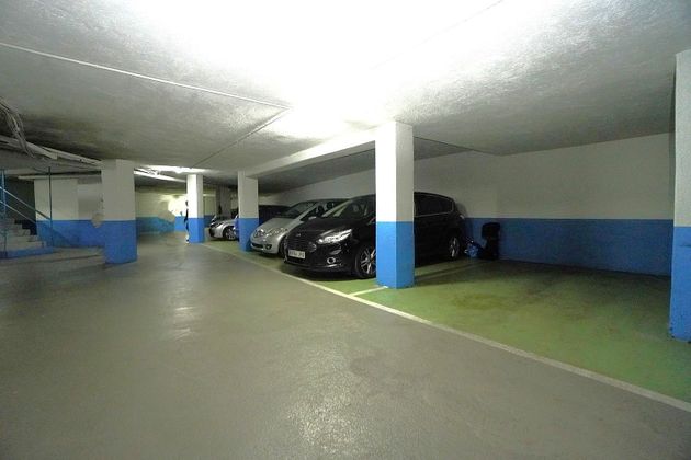Foto 2 de Venta de garaje en Recatelo - O Carme de 16 m²