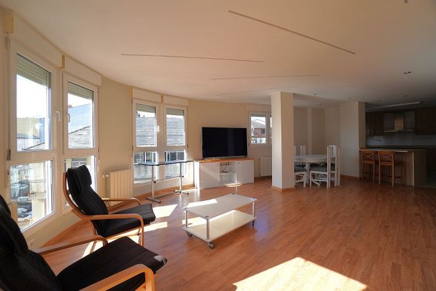 Foto 2 de Dúplex en venta en A Milagrosa de 3 habitaciones con terraza y garaje