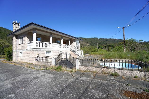 Foto 2 de Xalet en venda a Quiroga de 4 habitacions amb terrassa i piscina