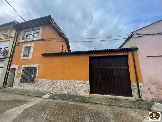 Foto 2 de Casa en venta en Herramélluri de 7 habitaciones con terraza y garaje
