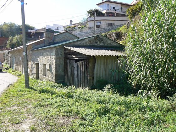 Foto 2 de Casa en venda a Castrelos - Sardoma amb garatge i jardí