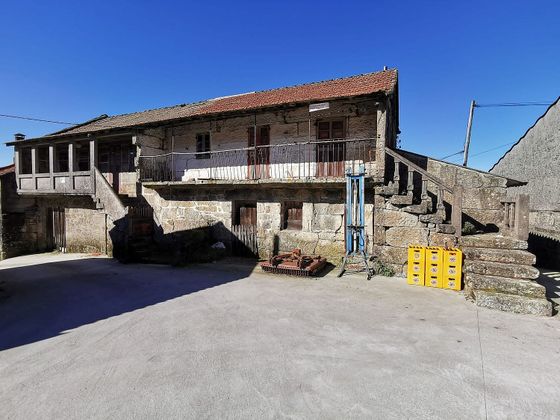 Foto 1 de Casa en venda a calle Cernedo de 5 habitacions amb terrassa i balcó